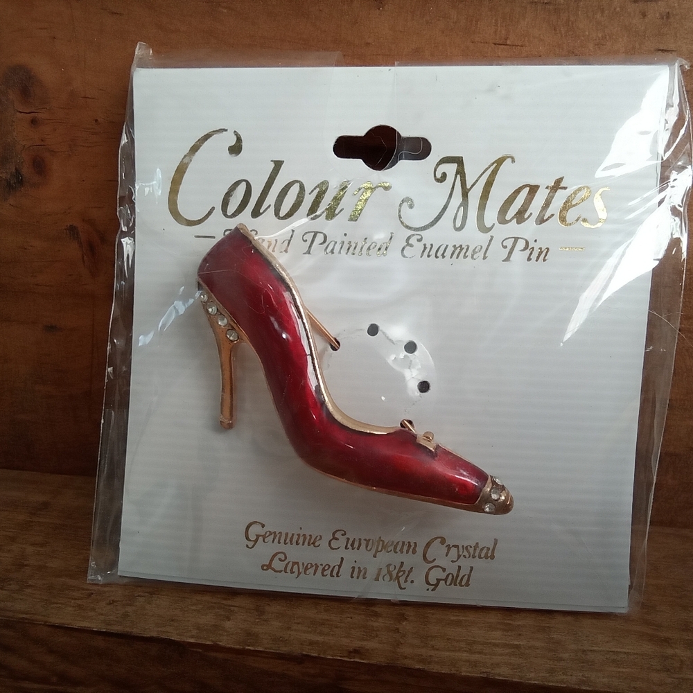 Colour Mates 18k Gold On A Red High Heel Shoe Brooch